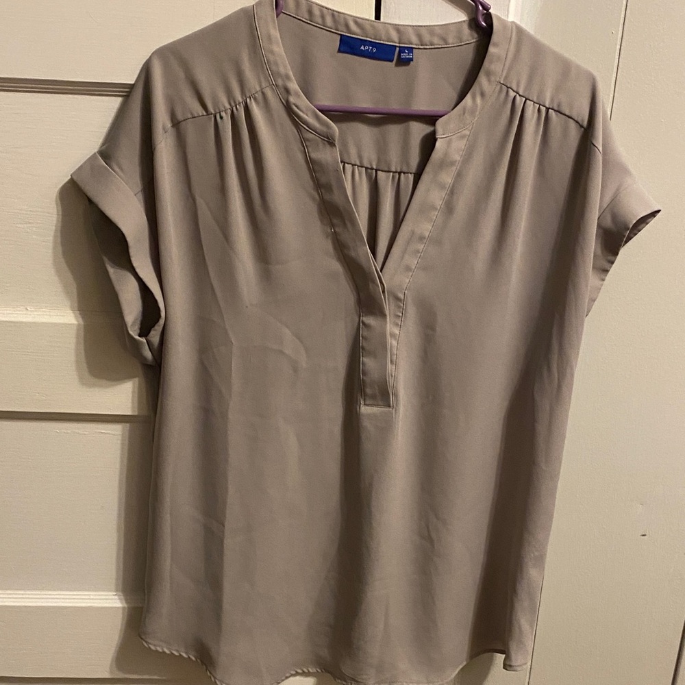 Women's Tan Blouse
